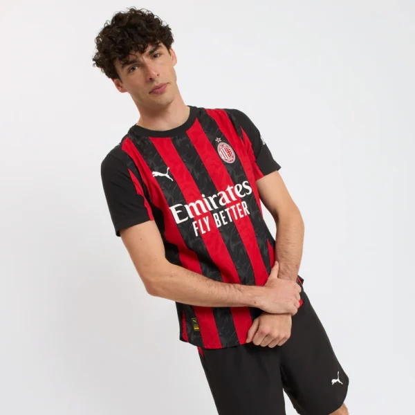 ac milan 25/26 home kit